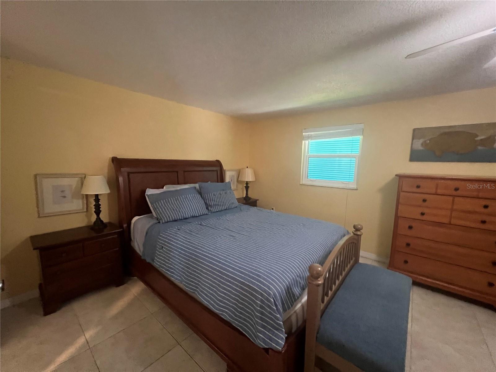 650 HARTFORD DR NW, PORT CHARLOTTE, FL, 33952