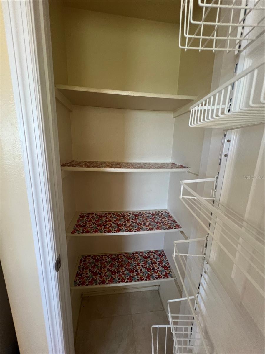 650 HARTFORD DR NW, PORT CHARLOTTE, FL, 33952