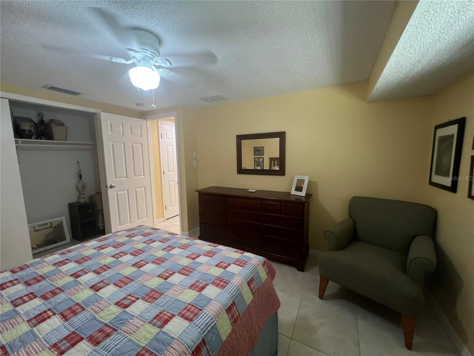 650 HARTFORD DR NW, PORT CHARLOTTE, FL, 33952