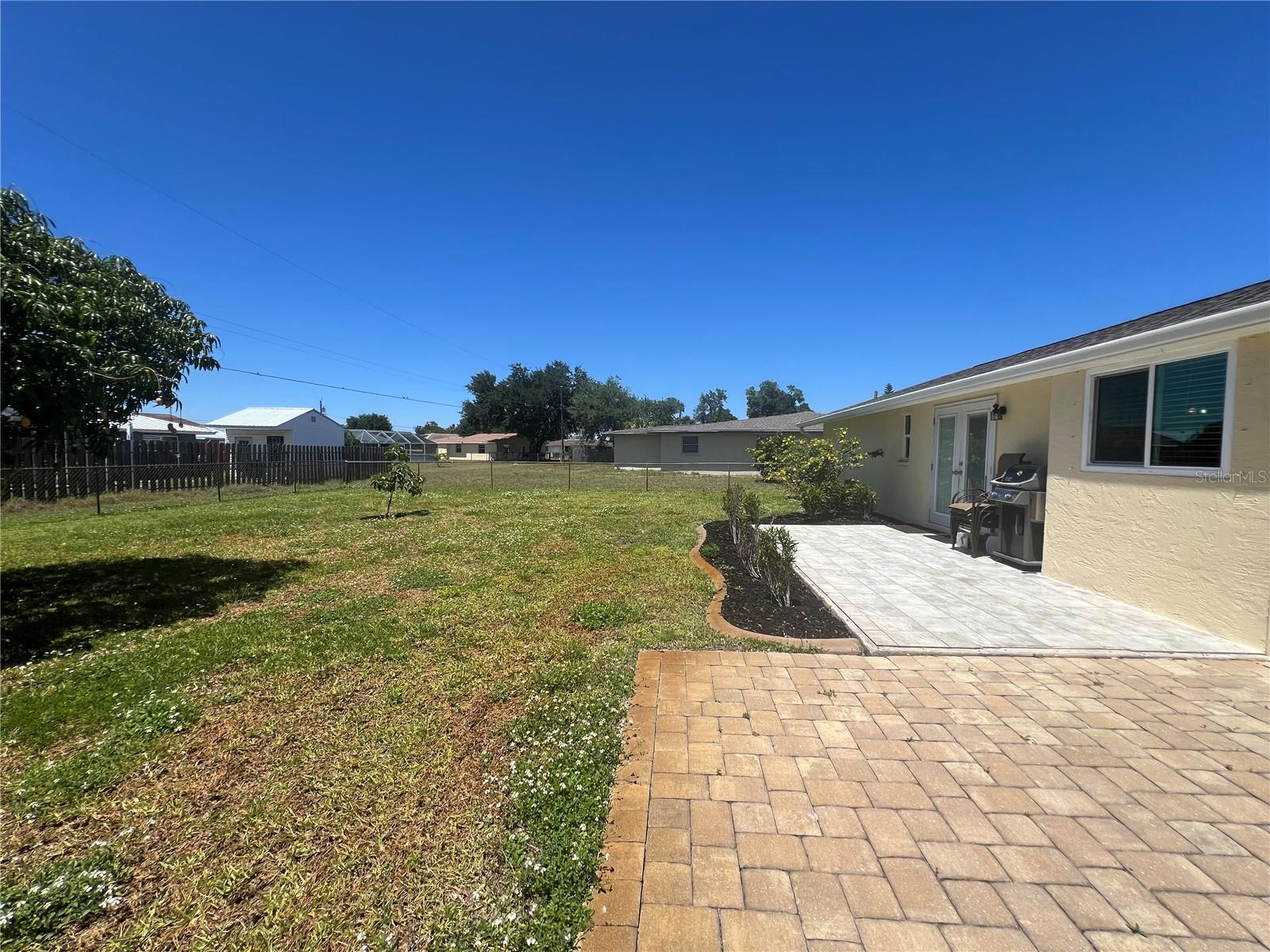 650 HARTFORD DR NW, PORT CHARLOTTE, FL, 33952