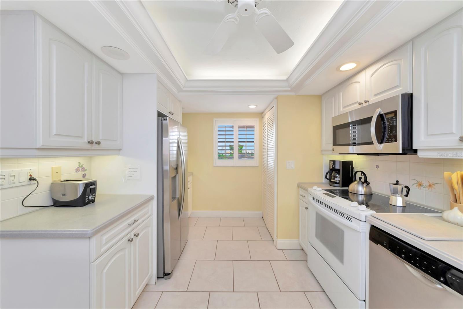 6480 MIDNIGHT PASS RD #503, SARASOTA, FL, 34242