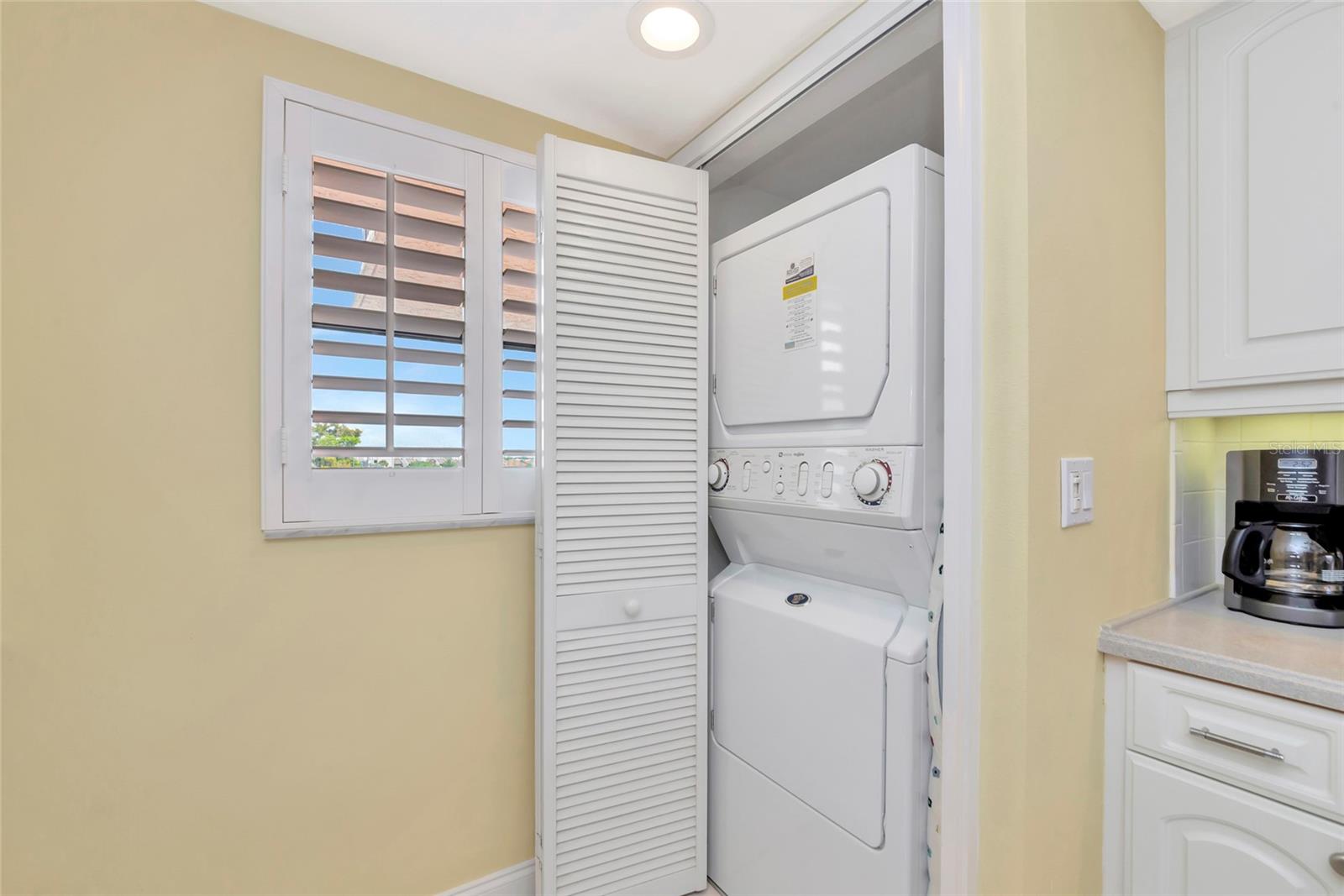 6480 MIDNIGHT PASS RD #503, SARASOTA, FL, 34242
