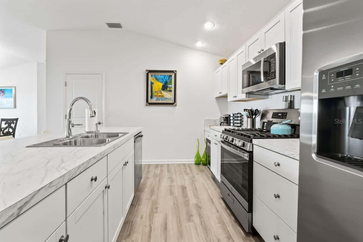 7168 DENVER AVE, THE VILLAGES, FL, 34762