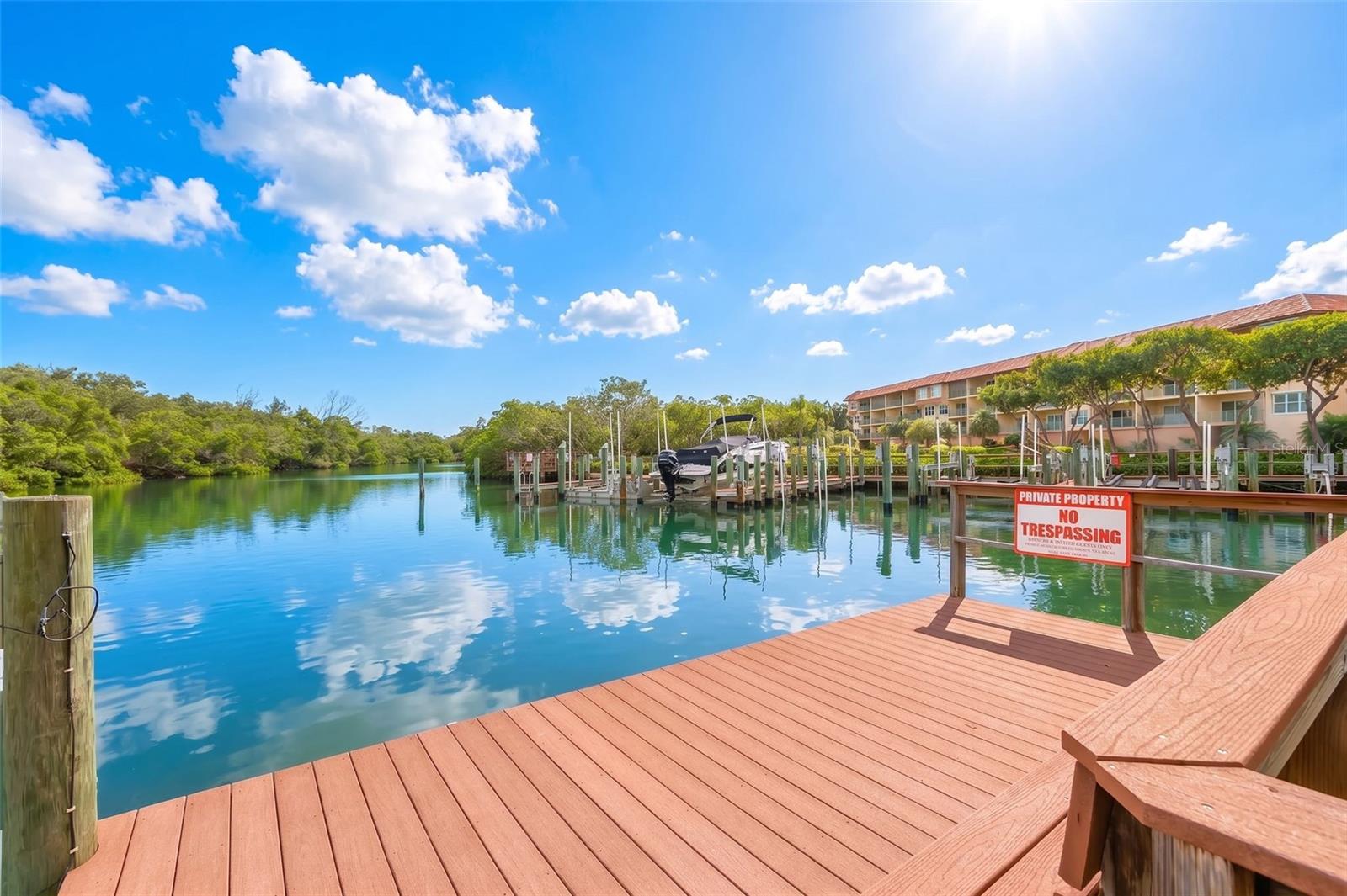 1695 PINELLAS BAYWAY S #D1, TIERRA VERDE, FL, 33715