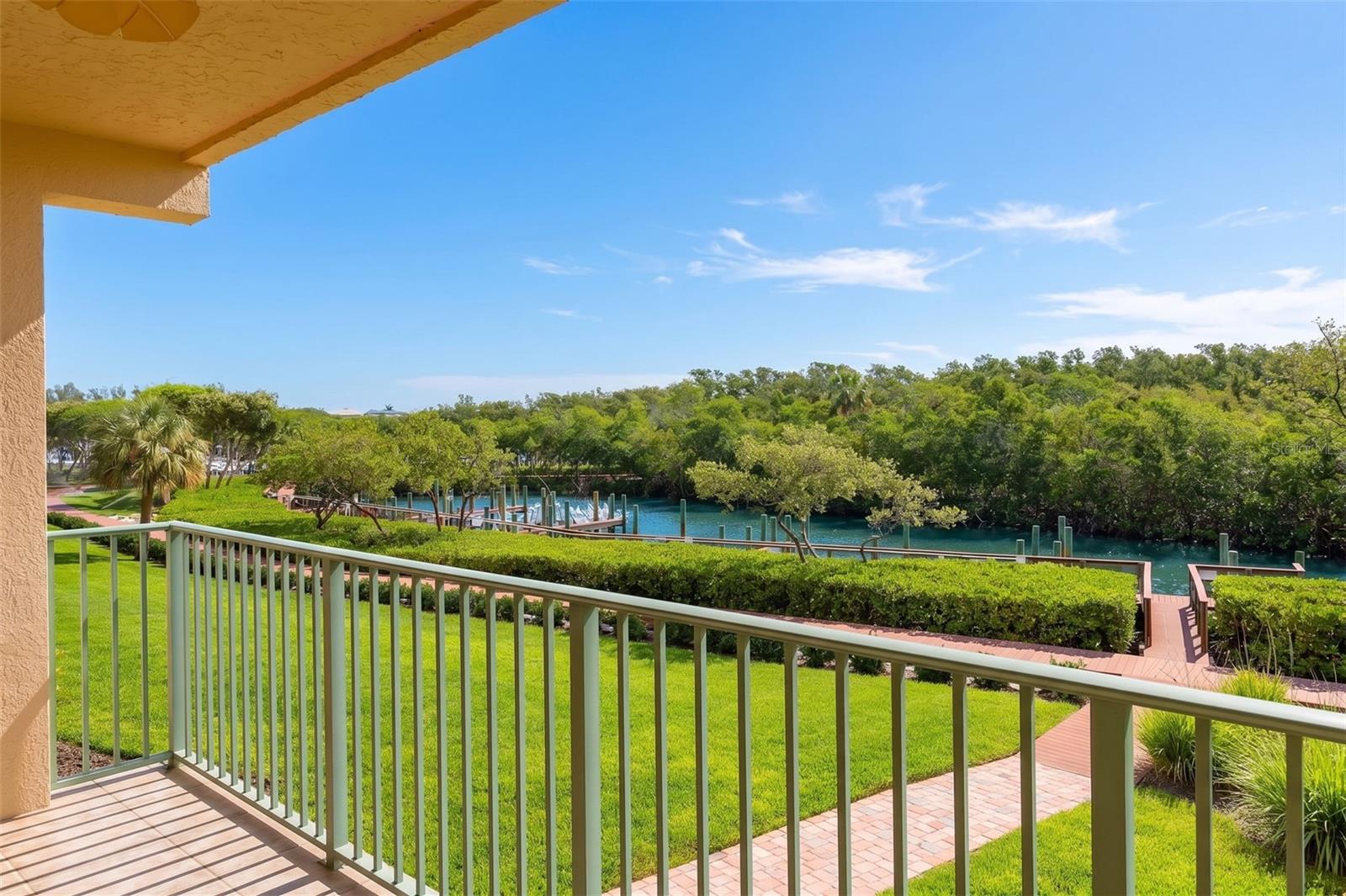 1695 PINELLAS BAYWAY S #D1, TIERRA VERDE, FL, 33715