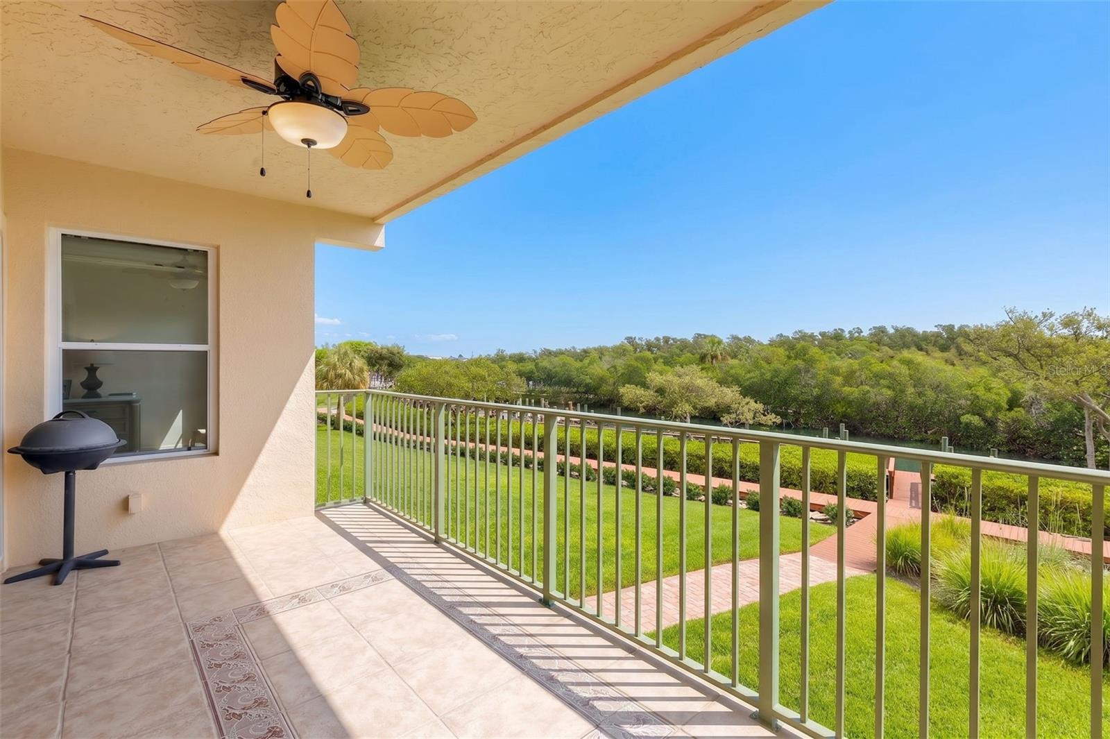 1695 PINELLAS BAYWAY S #D1, TIERRA VERDE, FL, 33715
