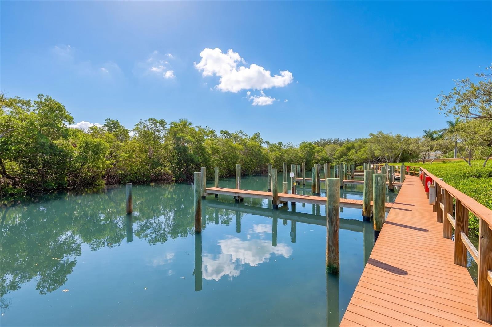 1695 PINELLAS BAYWAY S #D1, TIERRA VERDE, FL, 33715