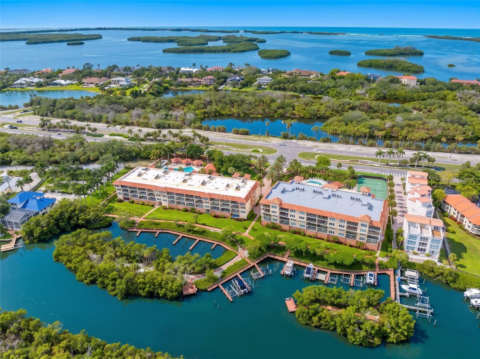 1695 PINELLAS BAYWAY S #D1, TIERRA VERDE, FL, 33715