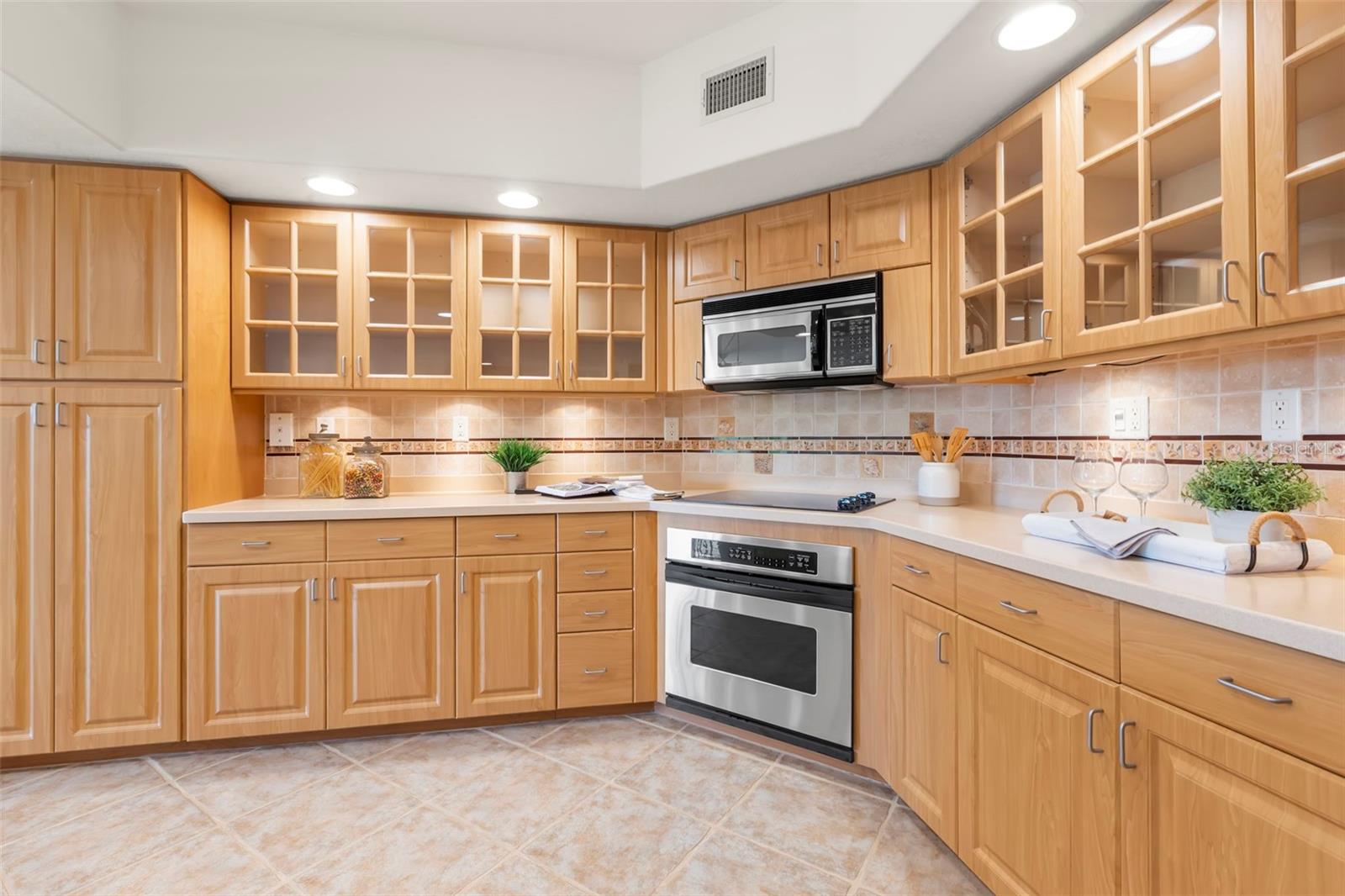 1695 PINELLAS BAYWAY S #D1, TIERRA VERDE, FL, 33715