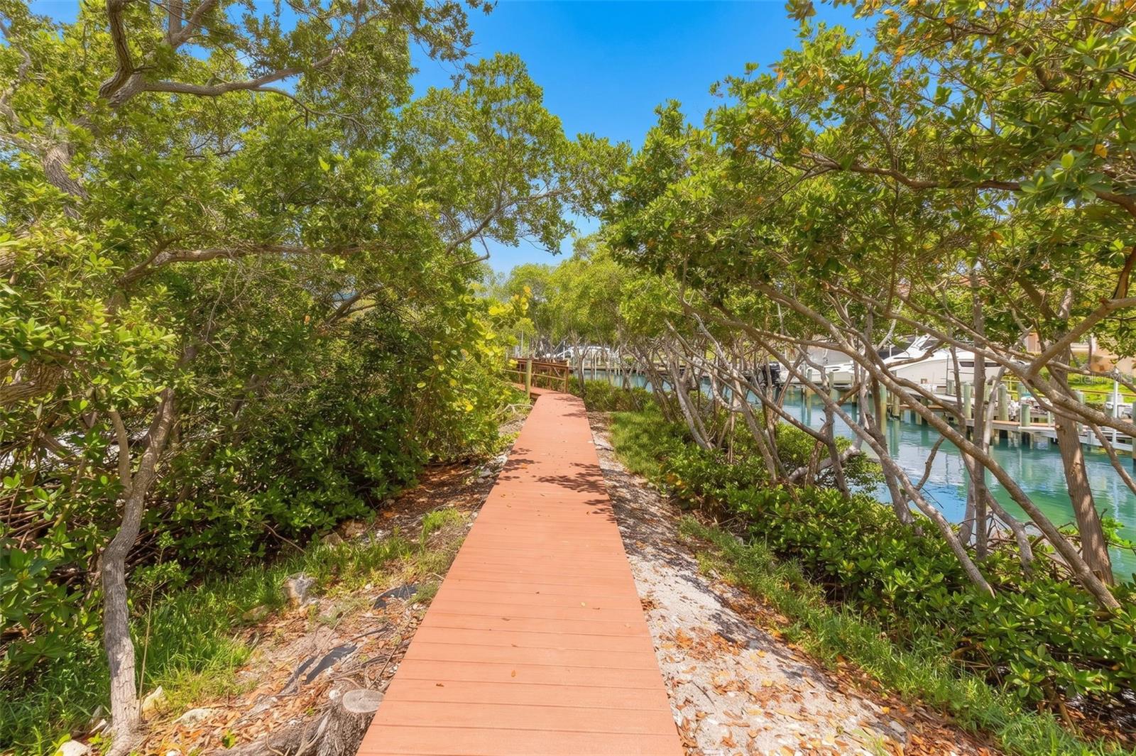 1695 PINELLAS BAYWAY S #D1, TIERRA VERDE, FL, 33715