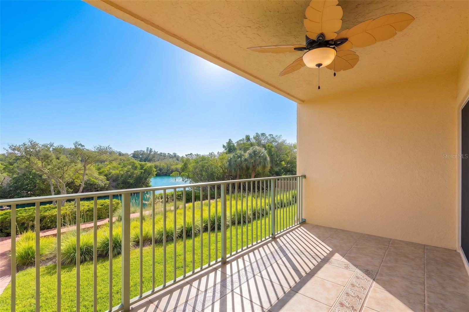 1695 PINELLAS BAYWAY S #D1, TIERRA VERDE, FL, 33715