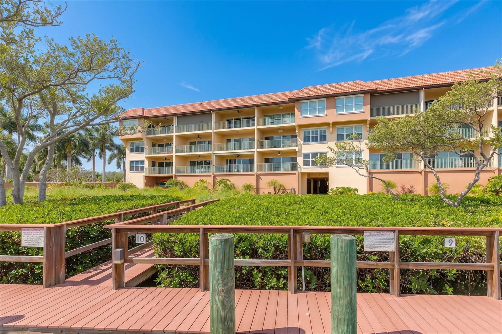 1695 PINELLAS BAYWAY S #D1, TIERRA VERDE, FL, 33715