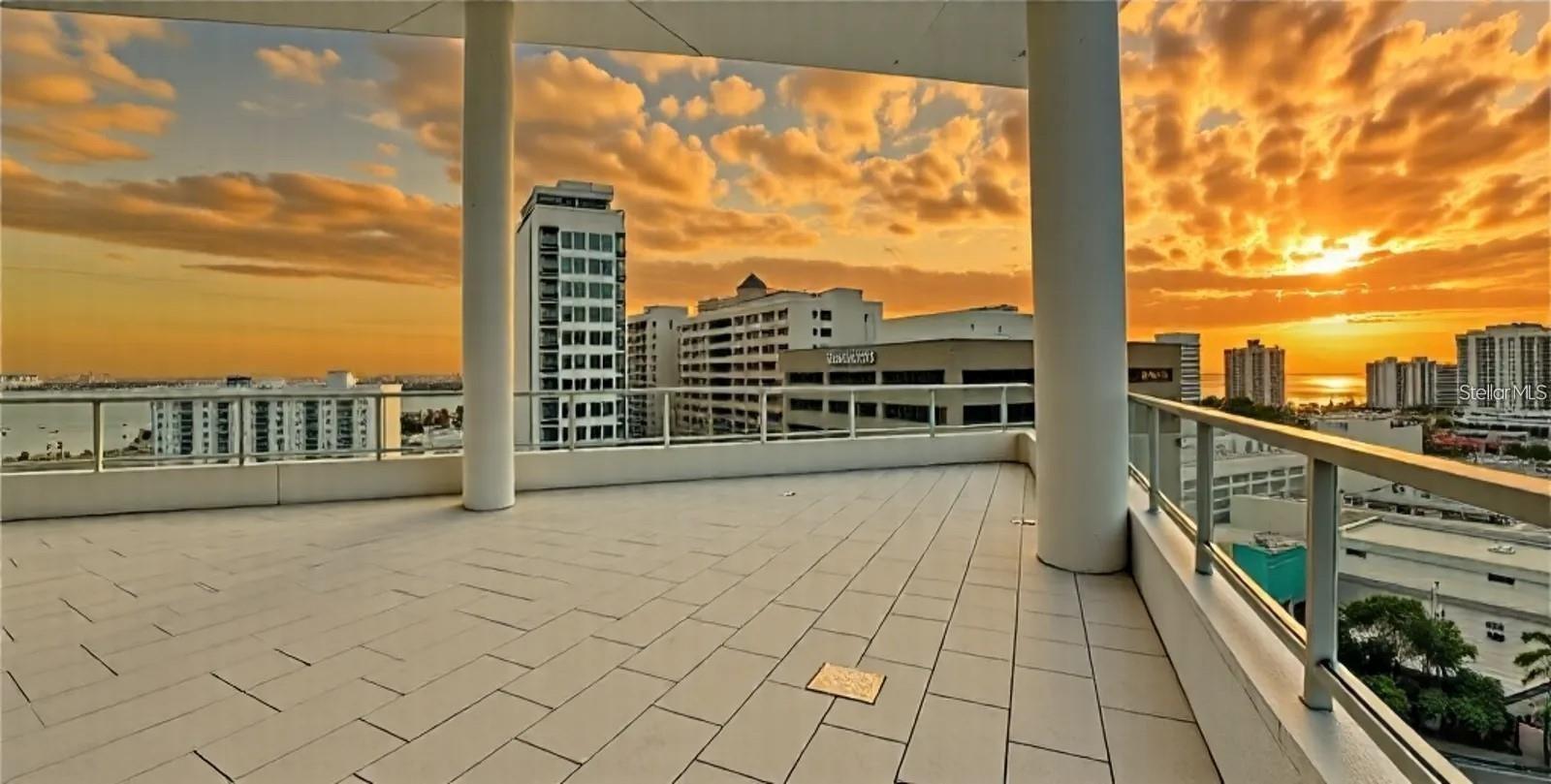 111 S PINEAPPLE AVE #1210, SARASOTA, FL, 34236