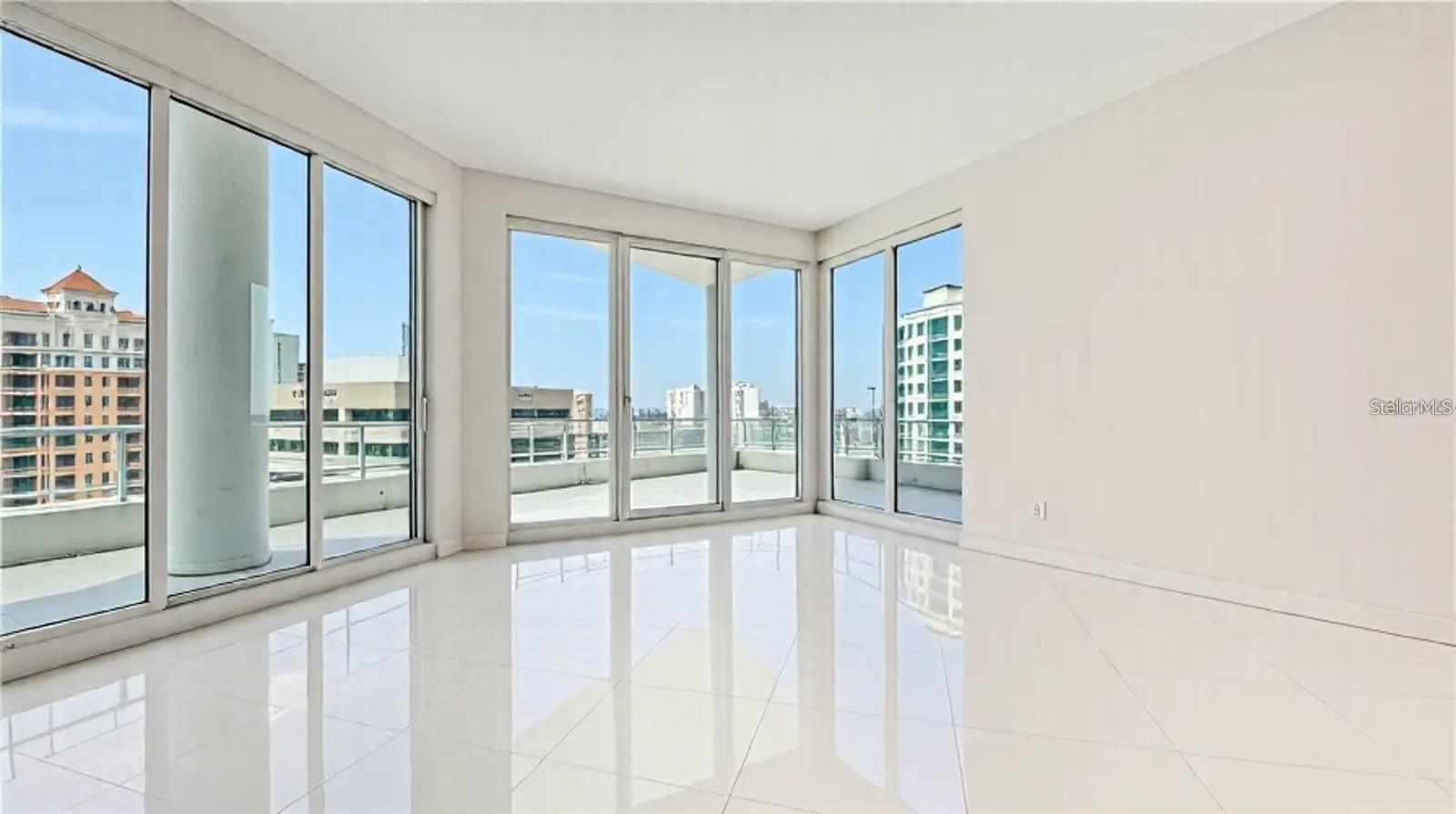 111 S PINEAPPLE AVE #1210, SARASOTA, FL, 34236
