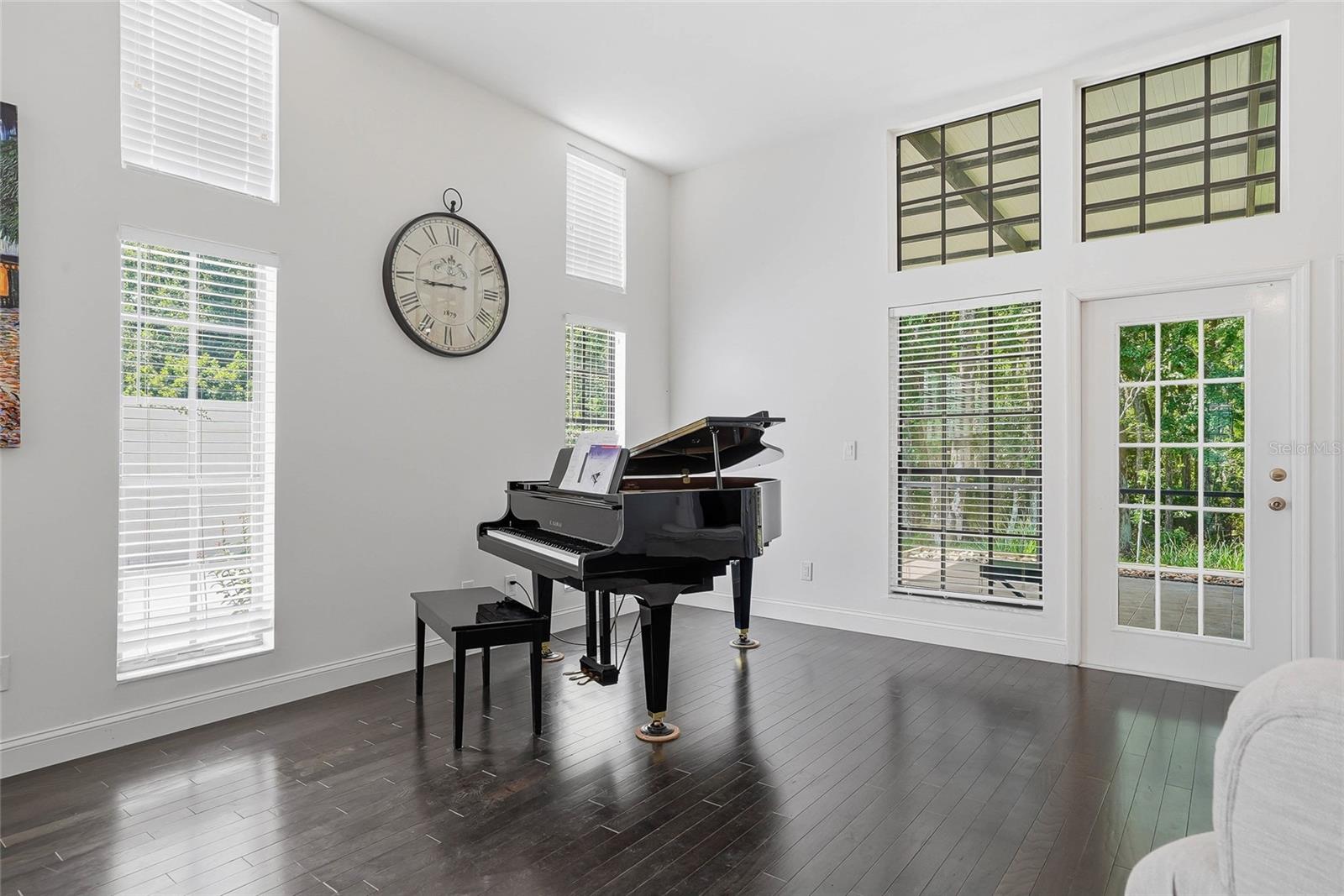 18740 WIMBLEDON CIR, LUTZ, FL, 33558