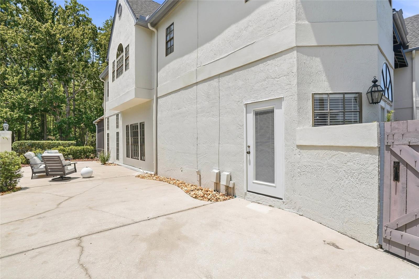 18740 WIMBLEDON CIR, LUTZ, FL, 33558