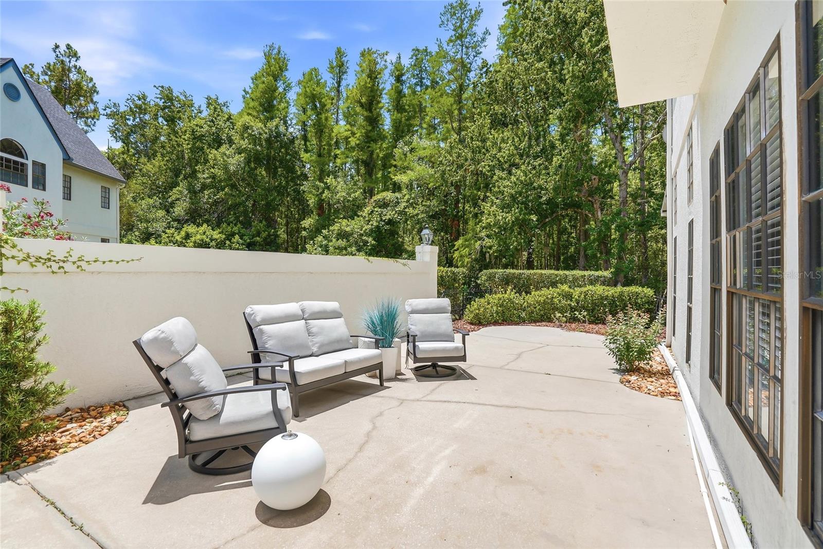 18740 WIMBLEDON CIR, LUTZ, FL, 33558