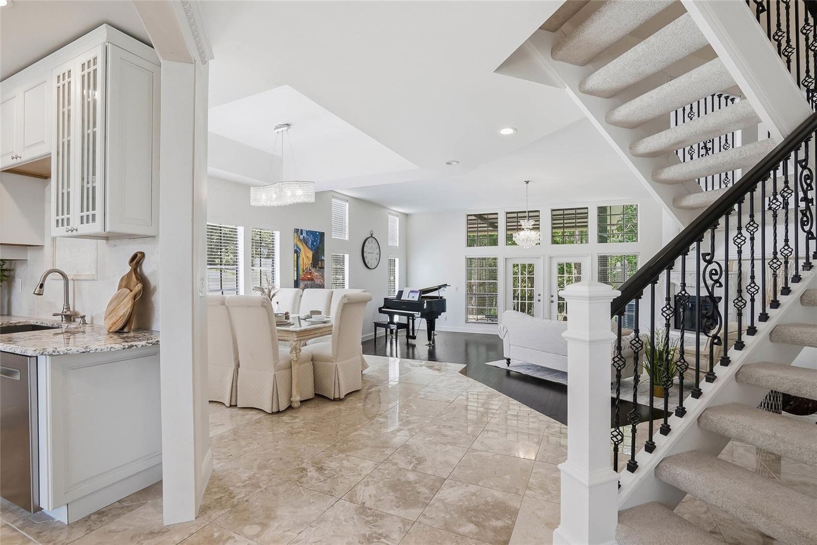 18740 WIMBLEDON CIR, LUTZ, FL, 33558