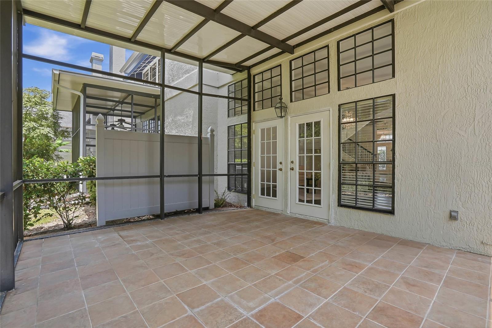 18740 WIMBLEDON CIR, LUTZ, FL, 33558