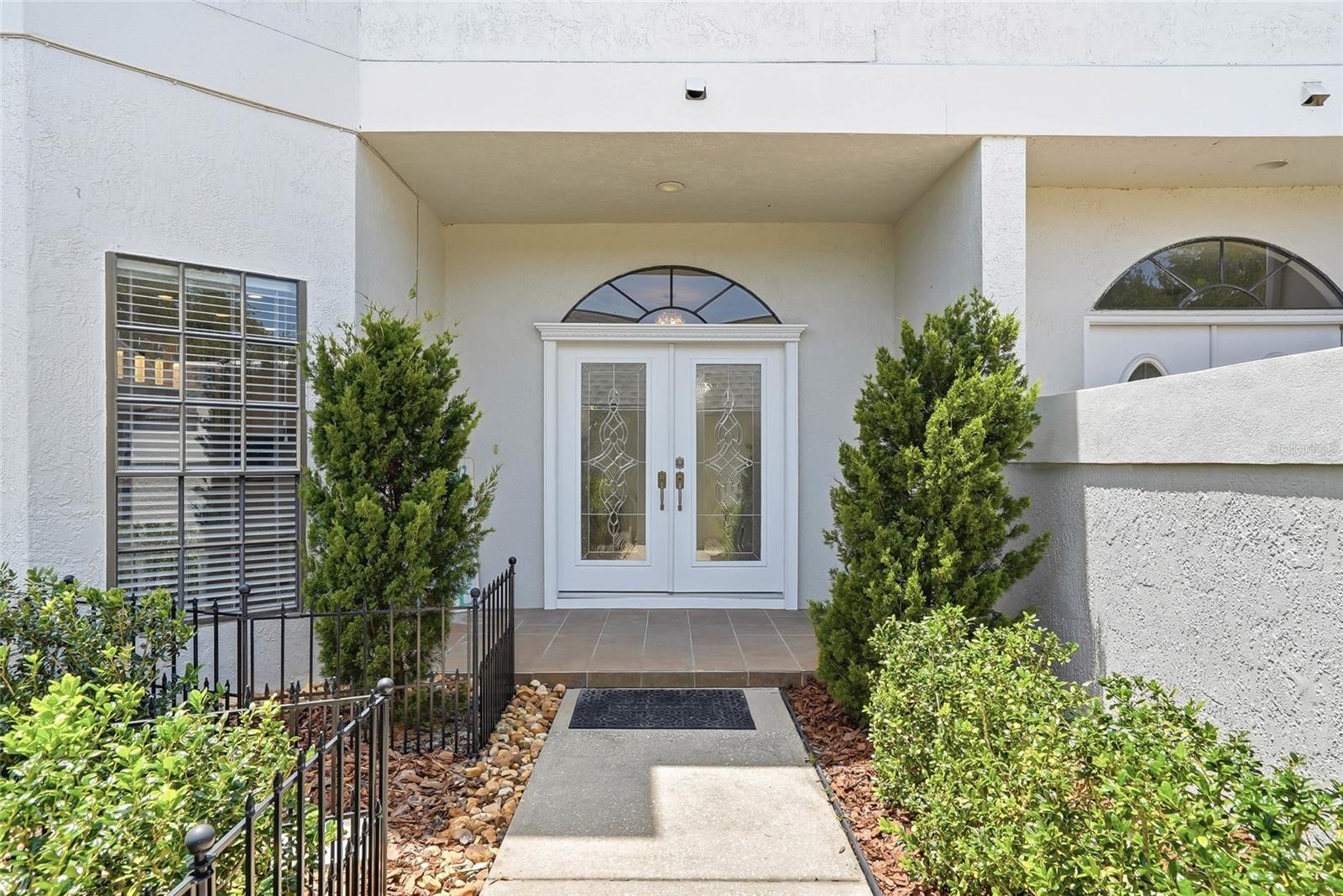 18740 WIMBLEDON CIR, LUTZ, FL, 33558