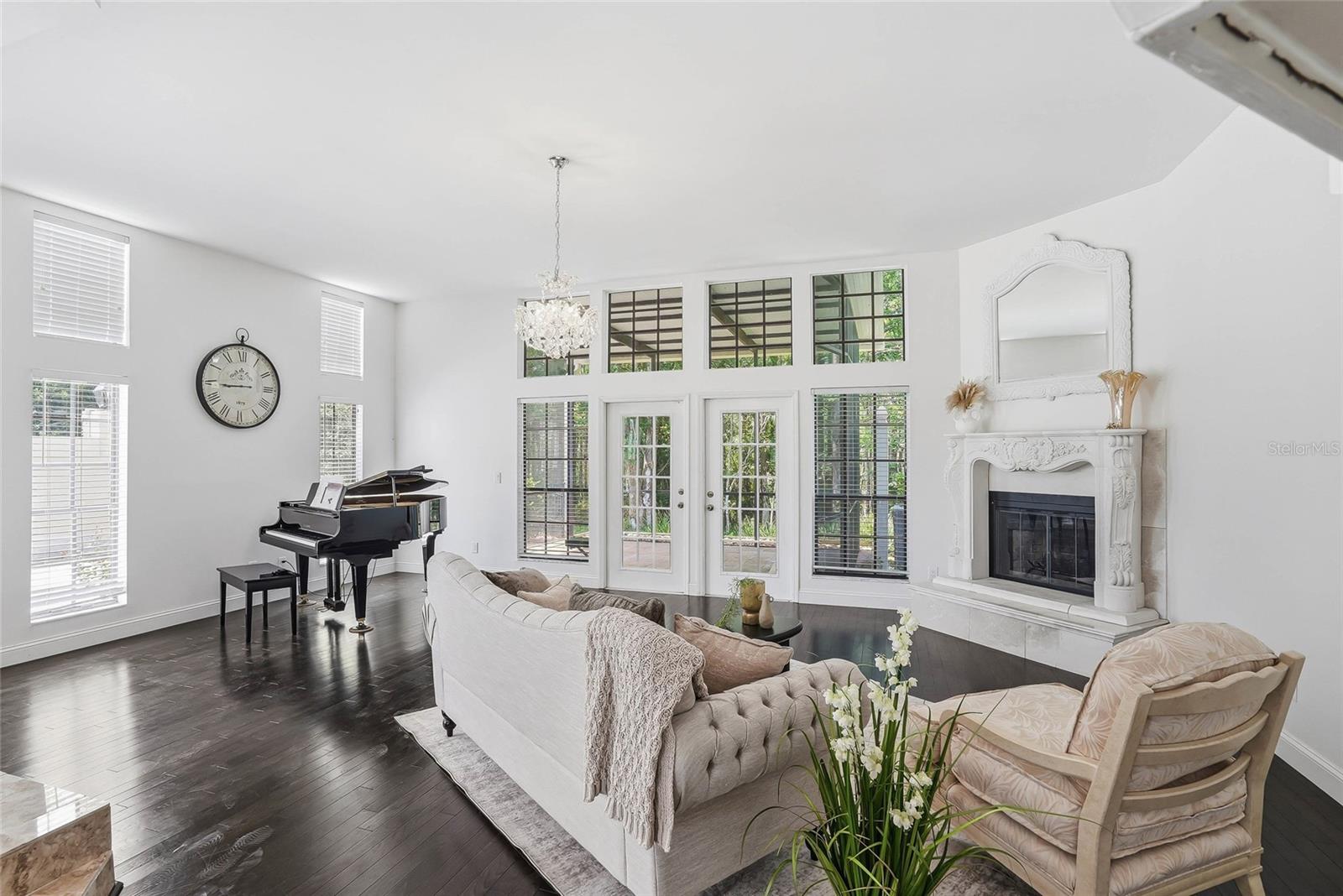 18740 WIMBLEDON CIR, LUTZ, FL, 33558