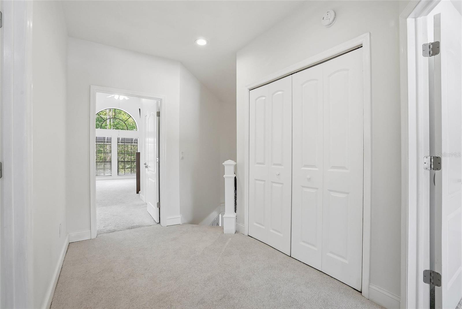 18740 WIMBLEDON CIR, LUTZ, FL, 33558