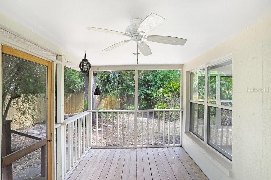 779 BAYOU BLVD S, ST PETERSBURG, FL, 33705