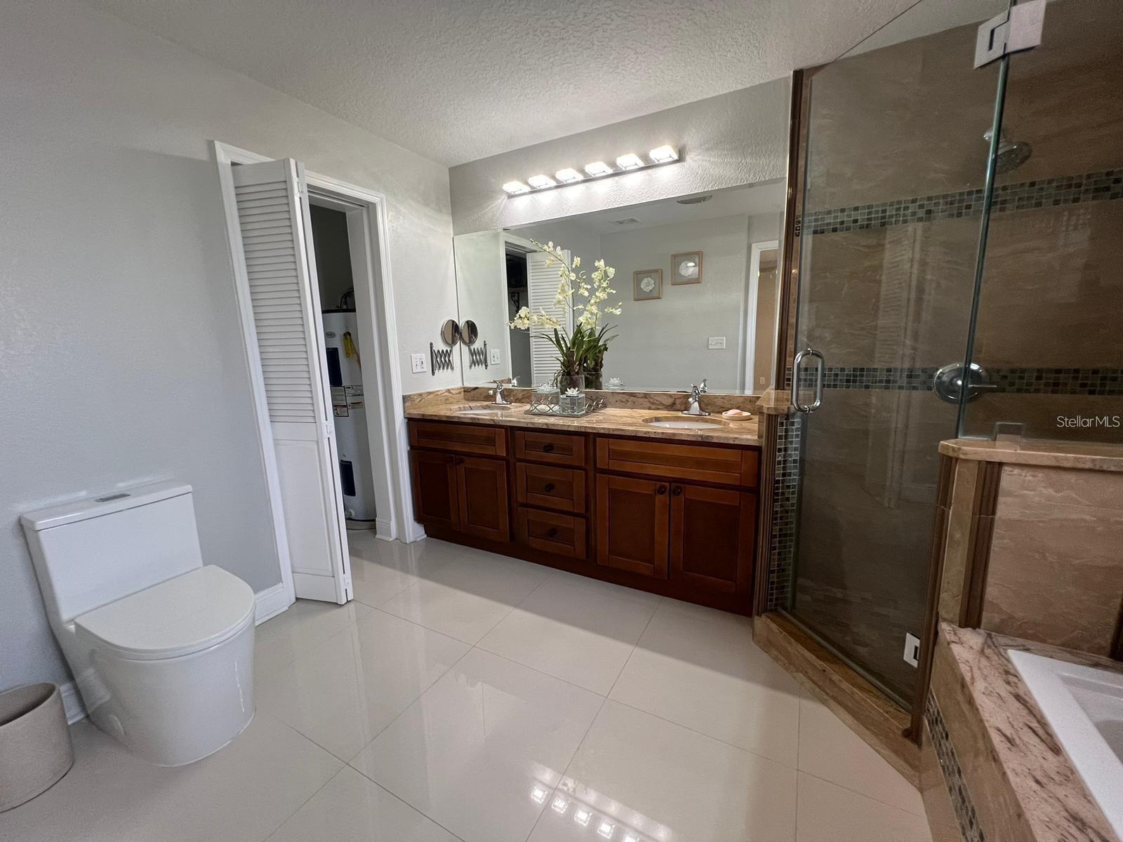 5602 JOYNER RD, TAMPA, FL, 33624