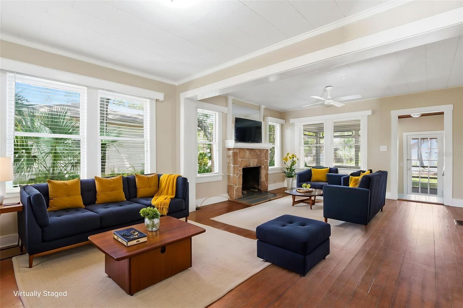 2316 COUNTRY CLUB RD, MELBOURNE, FL, 32901