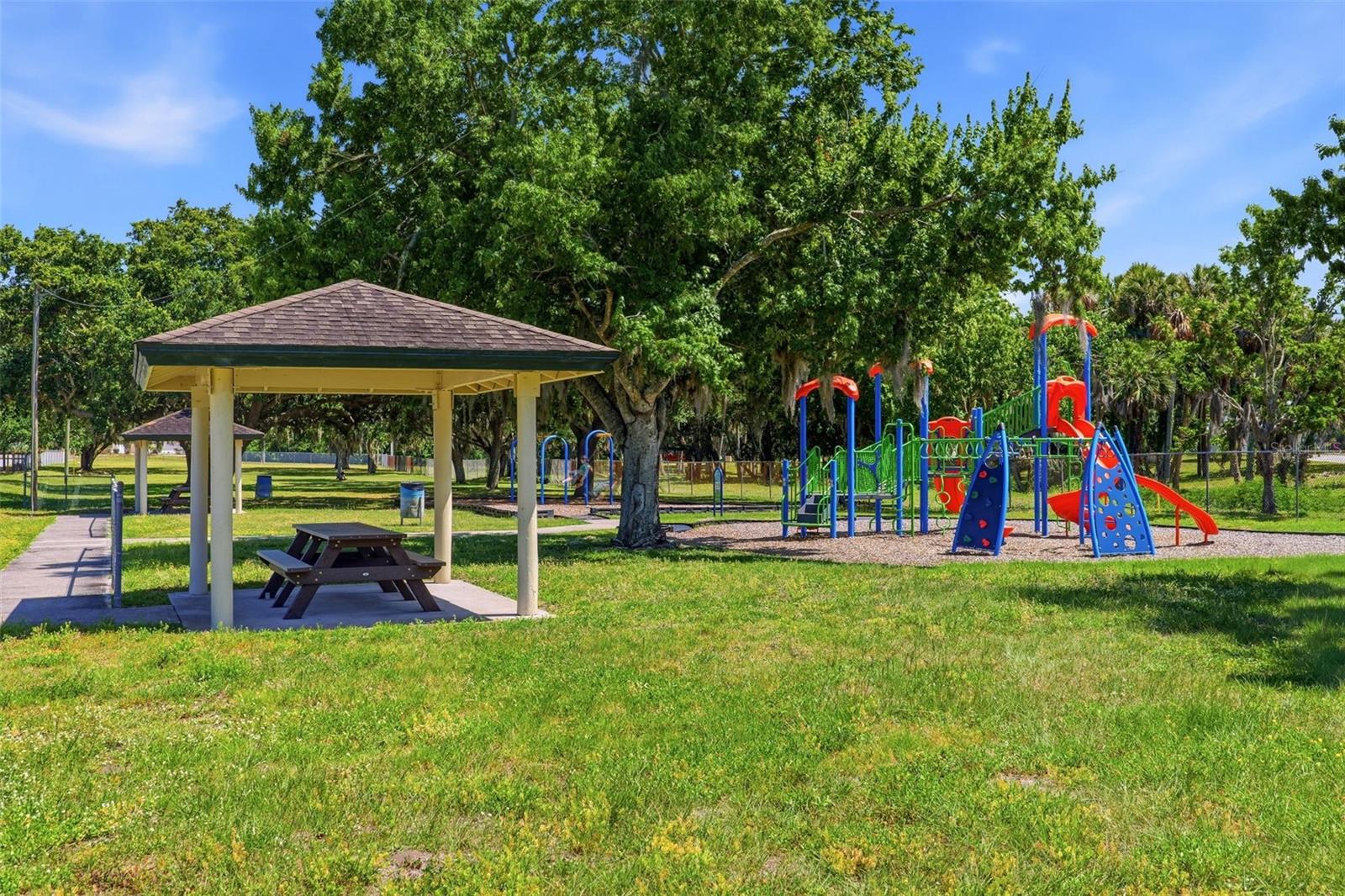 2316 COUNTRY CLUB RD, MELBOURNE, FL, 32901