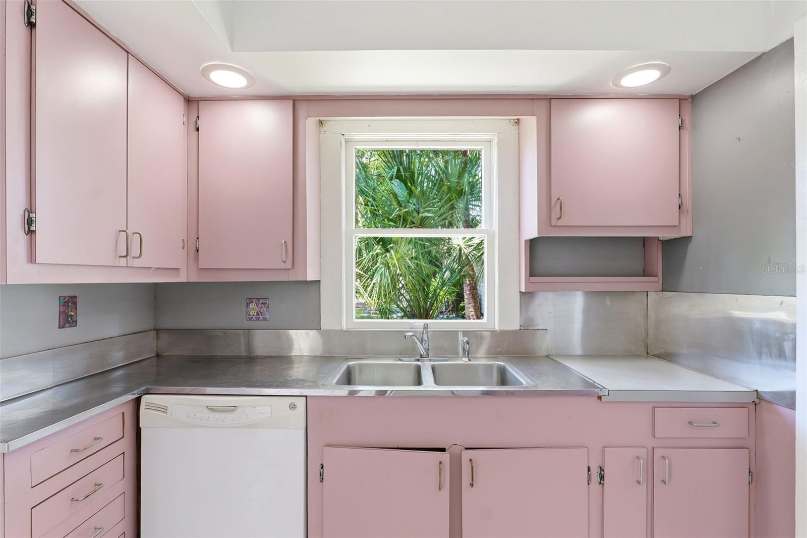 2316 COUNTRY CLUB RD, MELBOURNE, FL, 32901