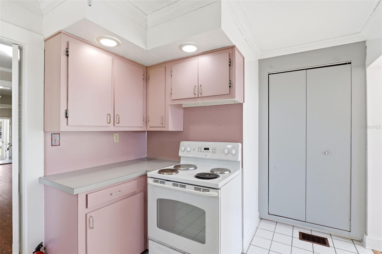2316 COUNTRY CLUB RD, MELBOURNE, FL, 32901
