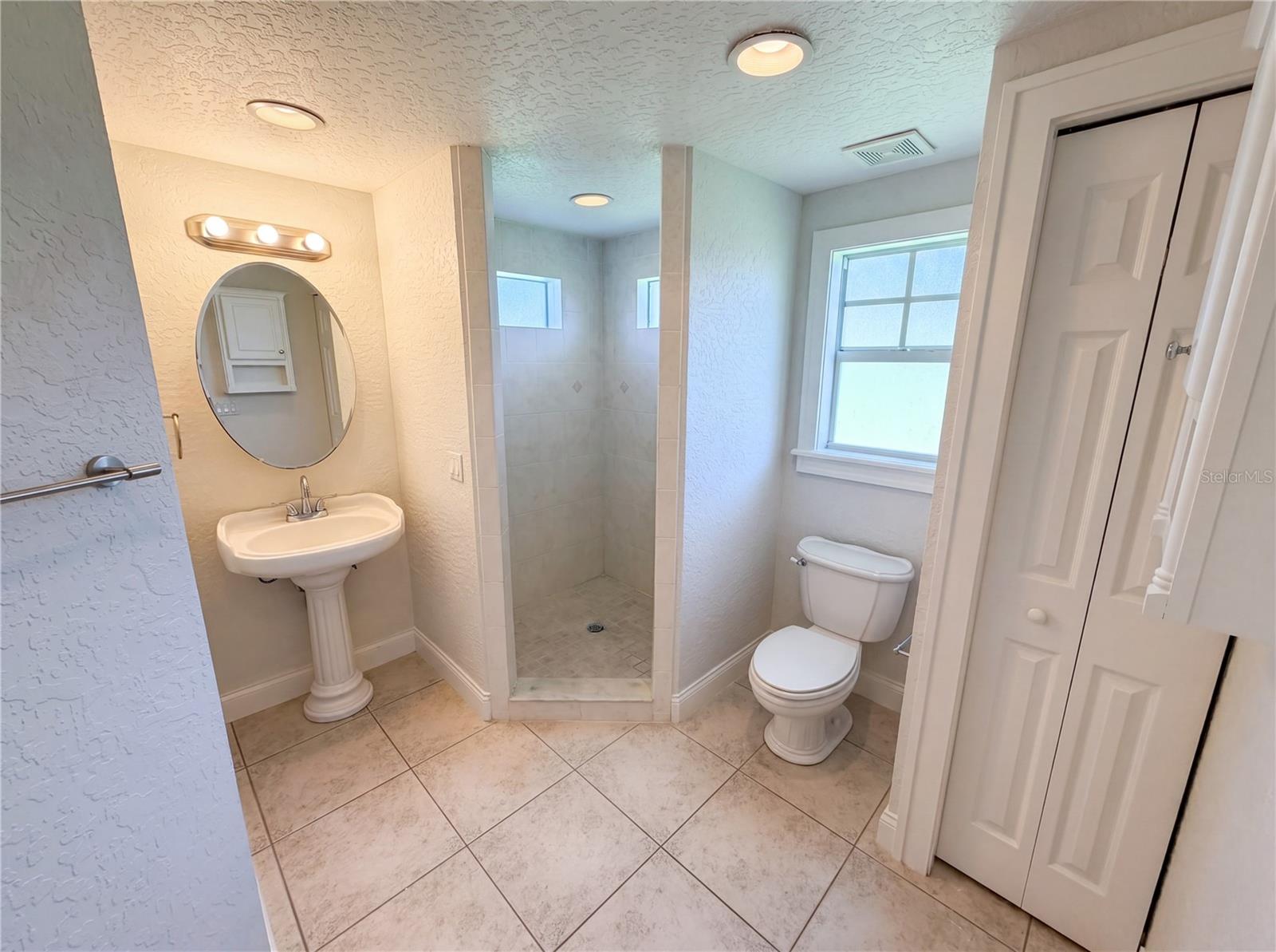 535 PALMETTO DR, MELBOURNE, FL, 32935