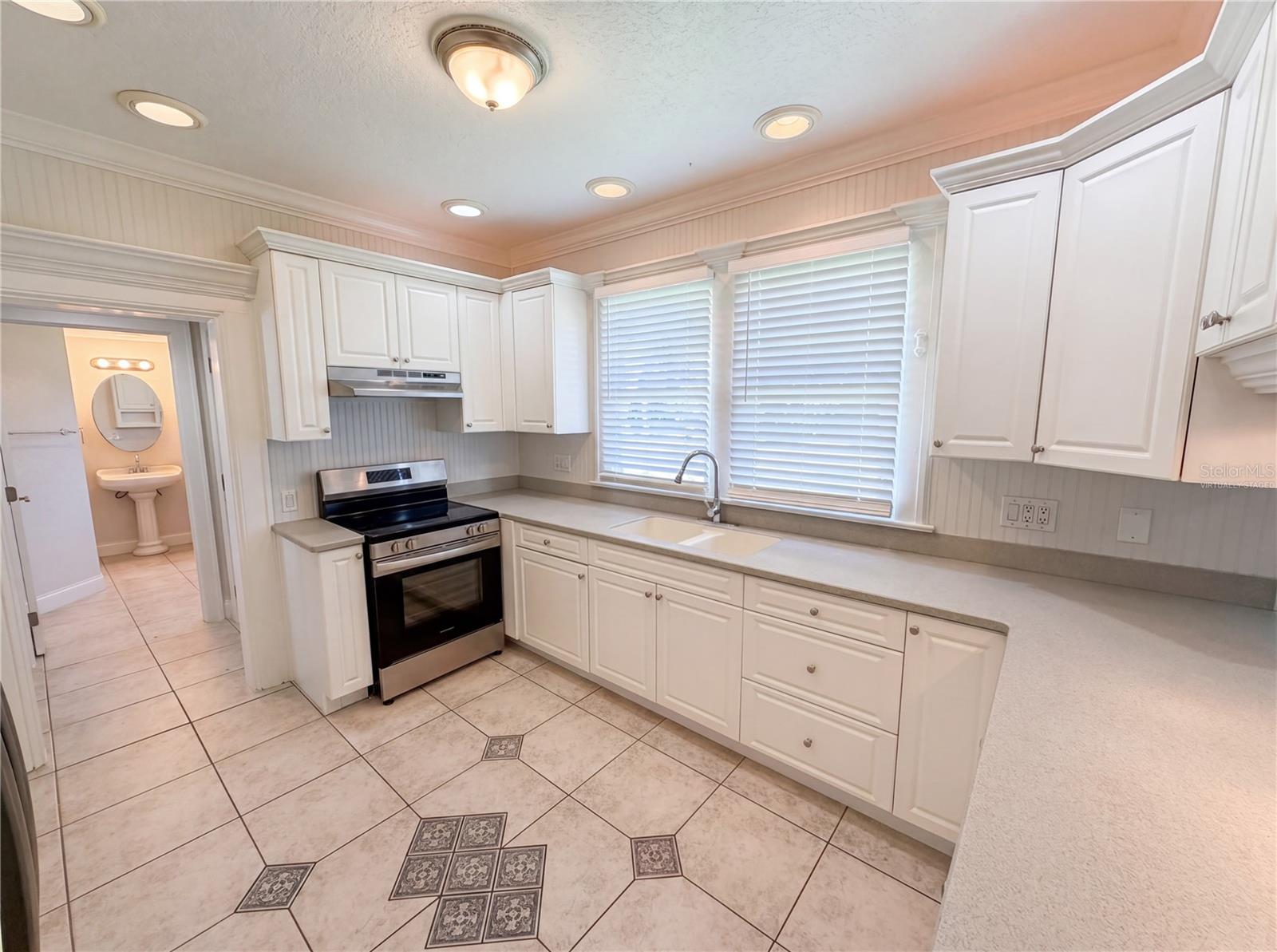 535 PALMETTO DR, MELBOURNE, FL, 32935