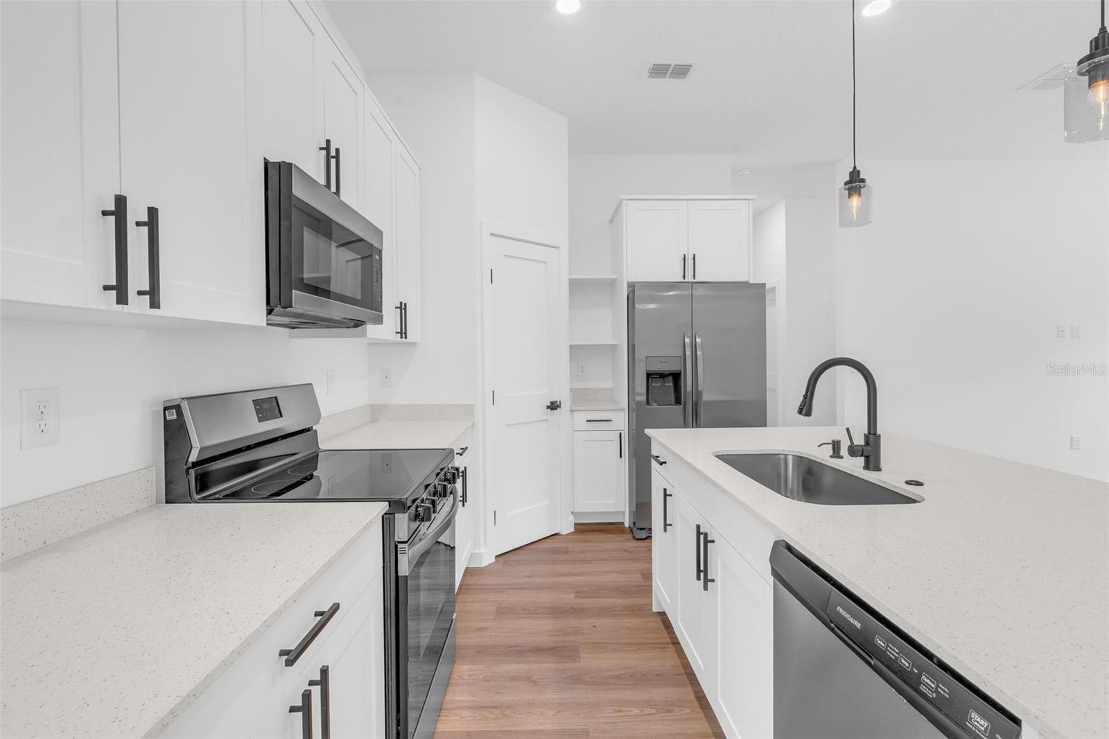 9651 W PINEVIEW WAY, DUNNELLON, FL, 34434