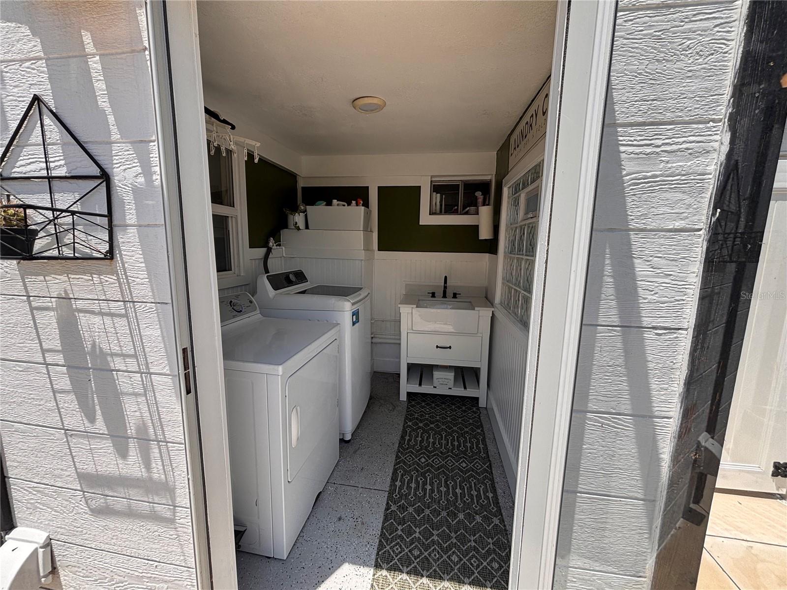 4200 42ND AVE N, ST PETERSBURG, FL, 33714