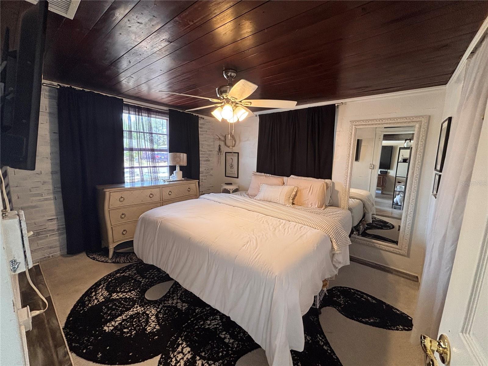 4200 42ND AVE N, ST PETERSBURG, FL, 33714