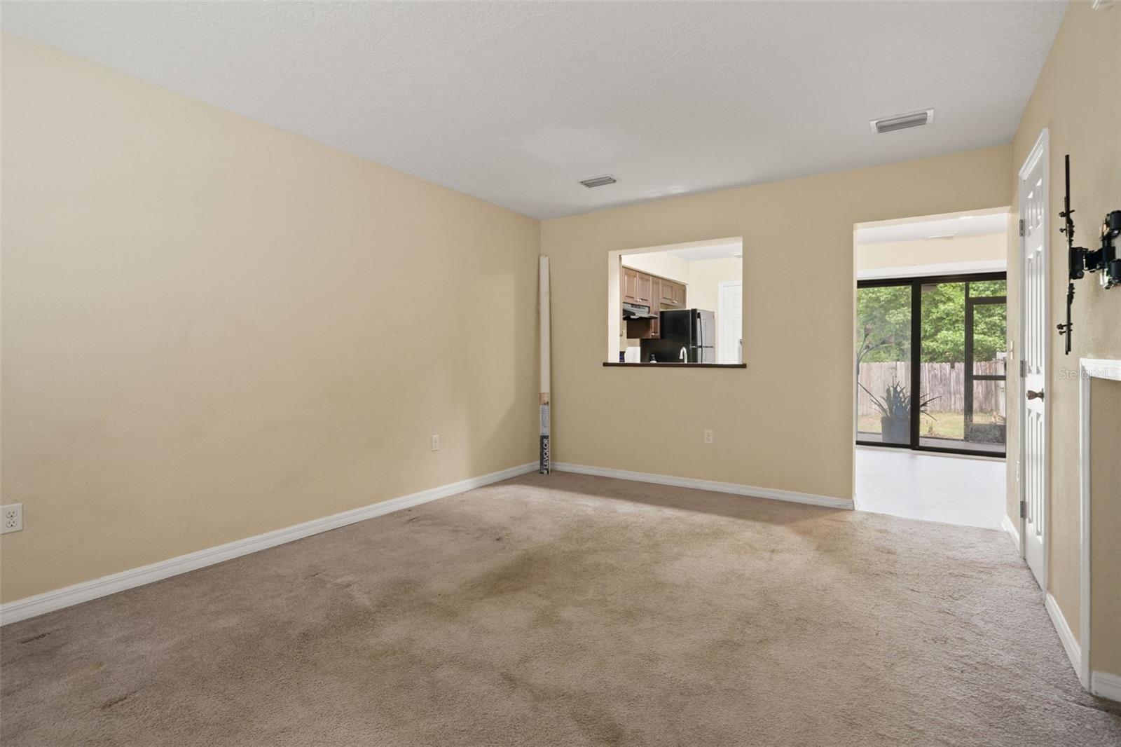 843 VILLAGE DR, BROOKSVILLE, FL, 34601