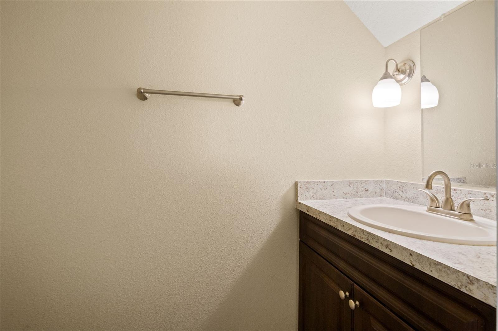 843 VILLAGE DR, BROOKSVILLE, FL, 34601