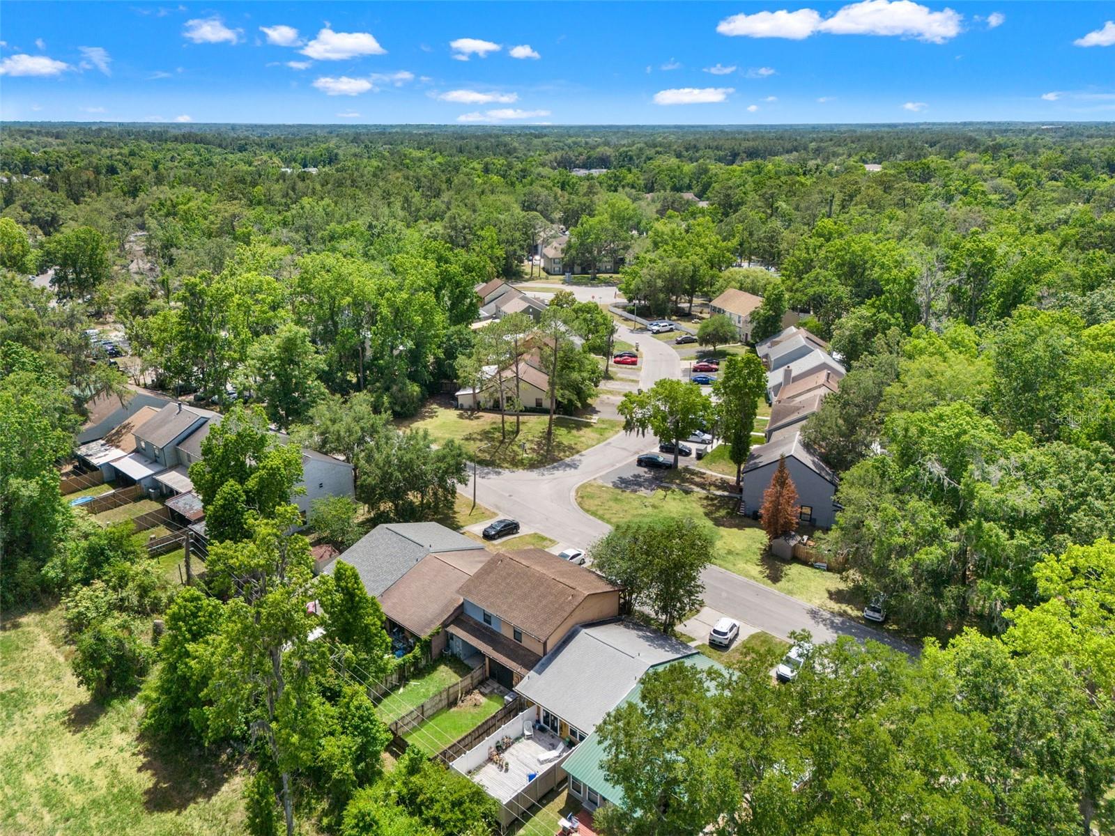 843 VILLAGE DR, BROOKSVILLE, FL, 34601