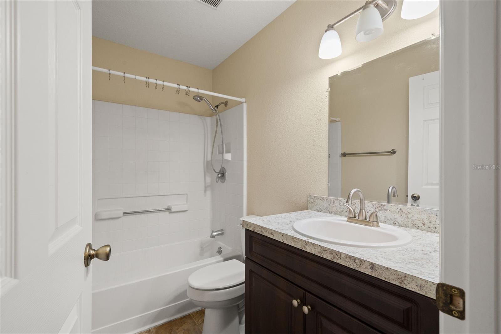 843 VILLAGE DR, BROOKSVILLE, FL, 34601