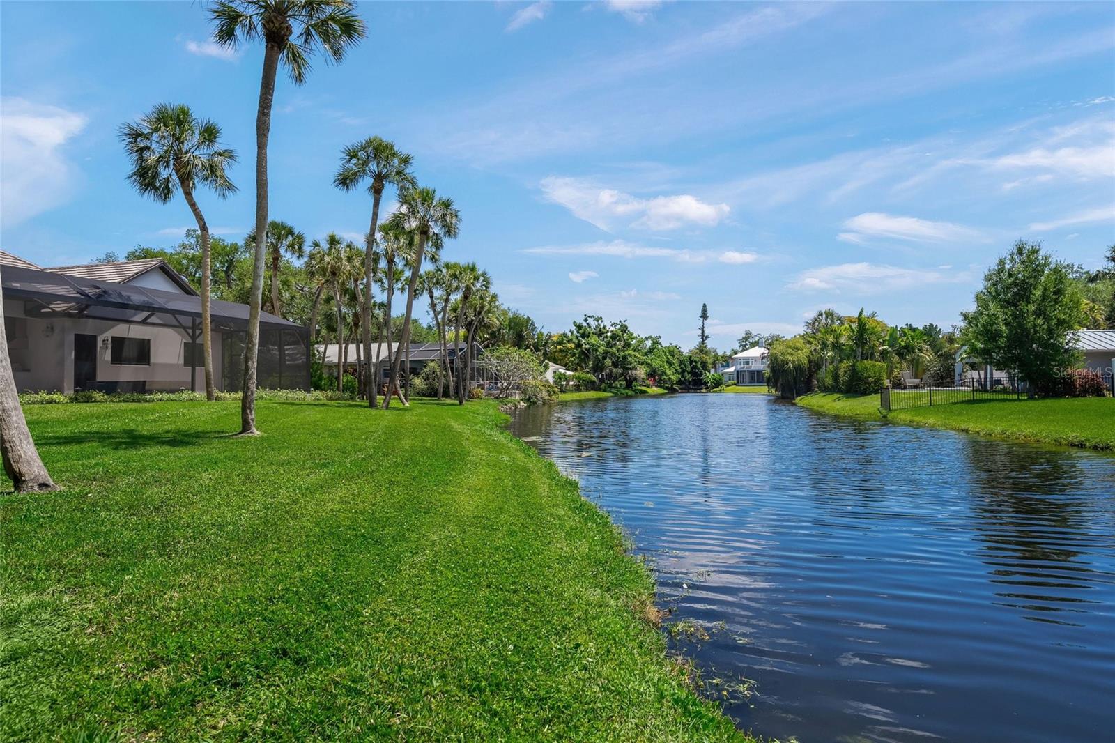 1575 EASTBROOK DR, SARASOTA, FL, 34231