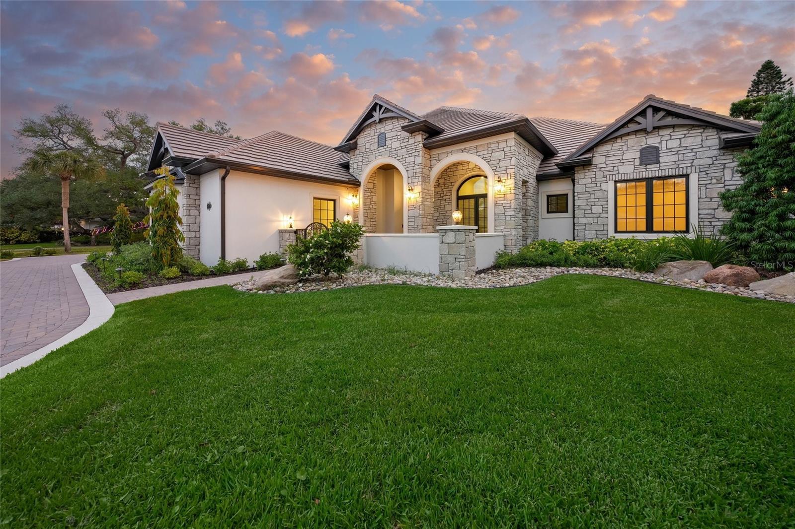 1575 EASTBROOK DR, SARASOTA, FL, 34231