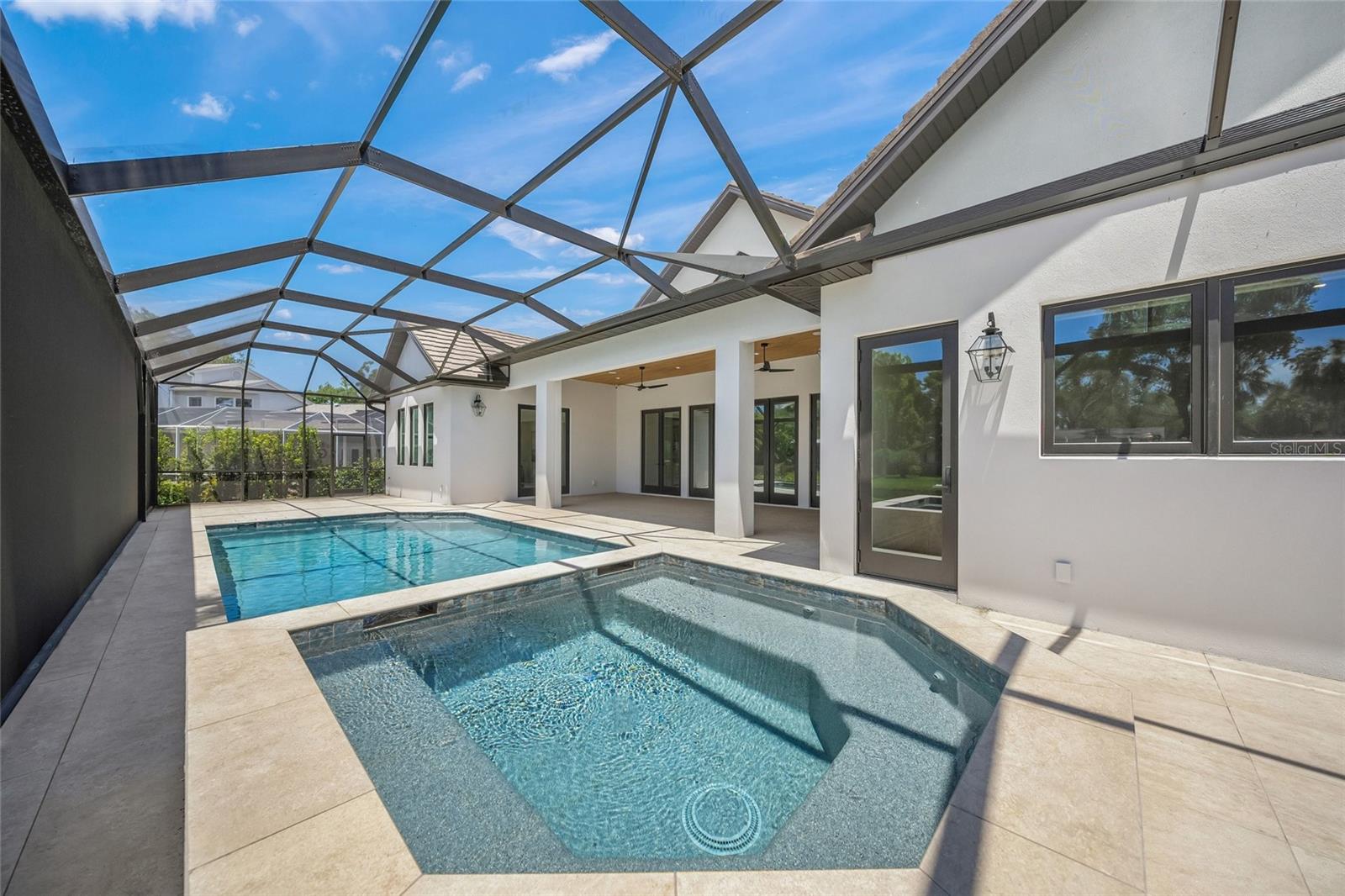 1575 EASTBROOK DR, SARASOTA, FL, 34231