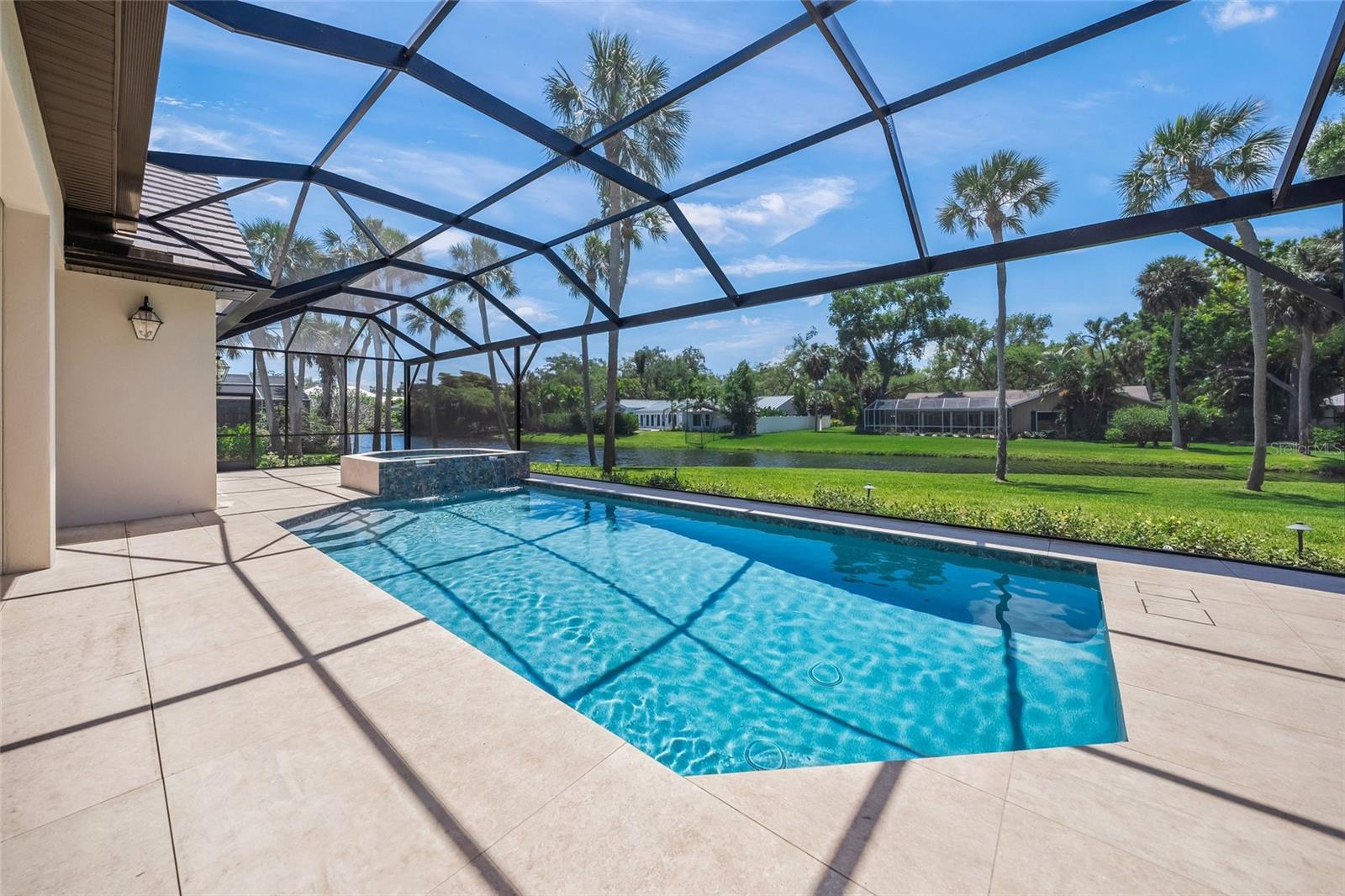 1575 EASTBROOK DR, SARASOTA, FL, 34231