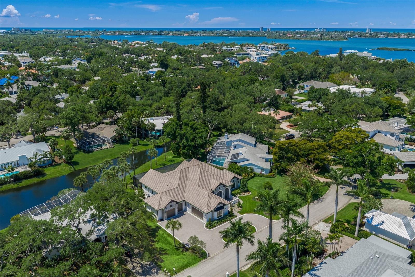 1575 EASTBROOK DR, SARASOTA, FL, 34231
