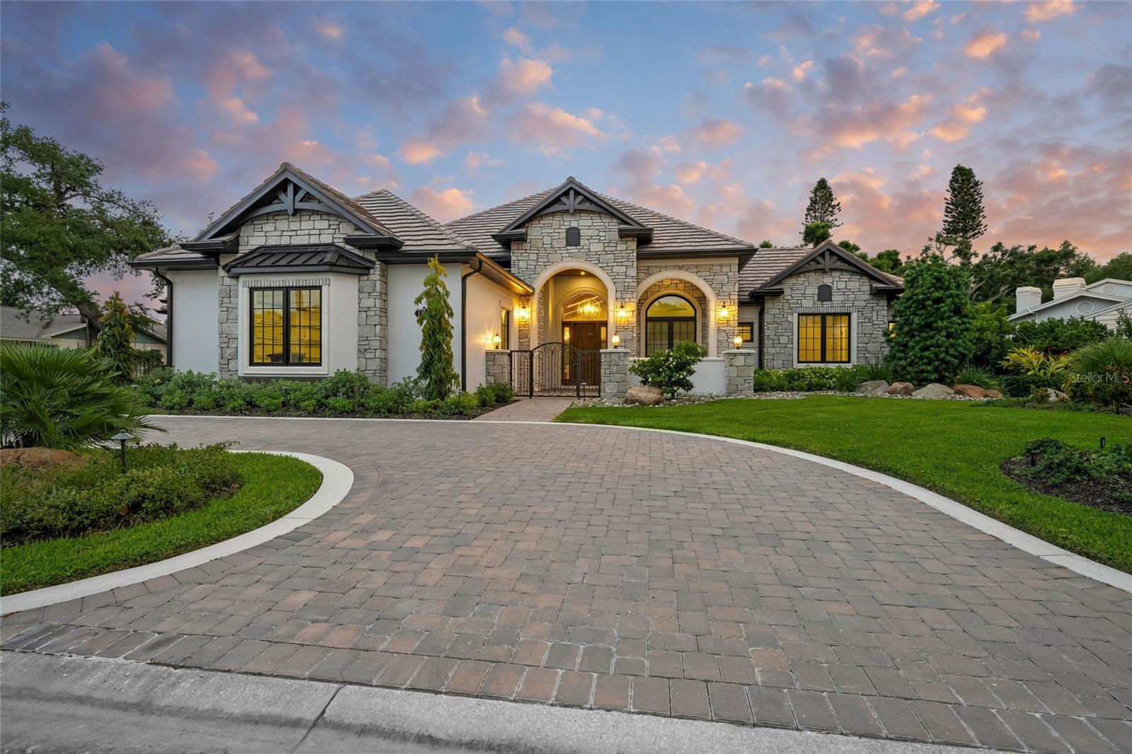 1575 EASTBROOK DR, SARASOTA, FL, 34231
