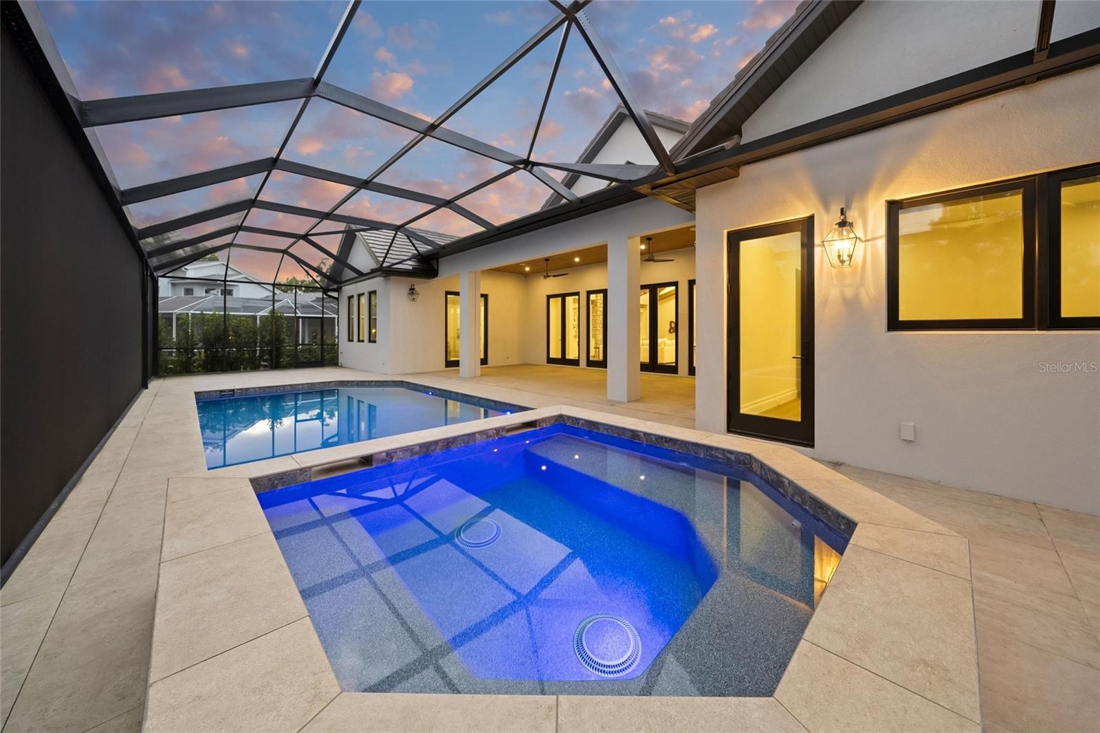 1575 EASTBROOK DR, SARASOTA, FL, 34231