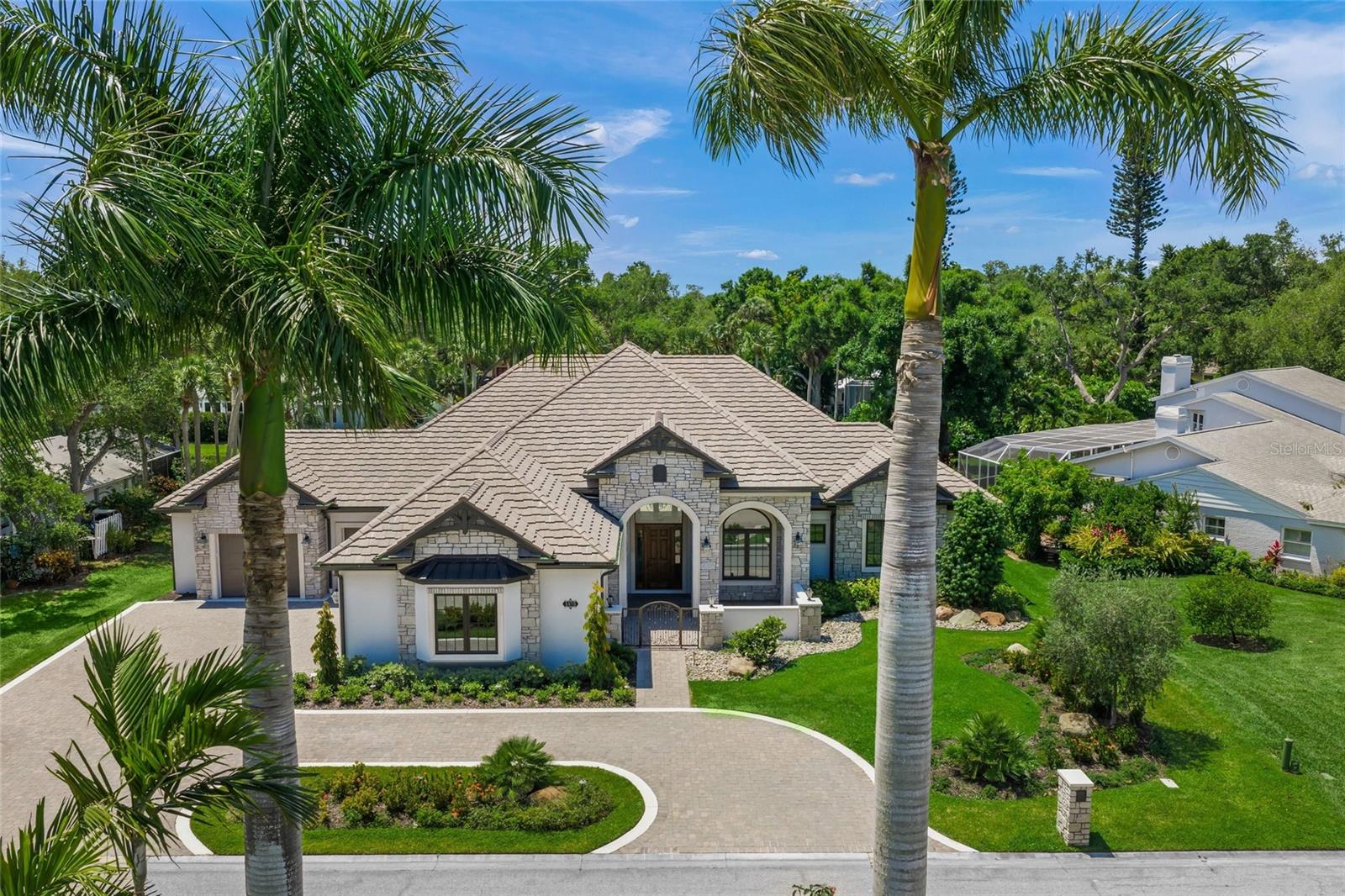 1575 EASTBROOK DR, SARASOTA, FL, 34231