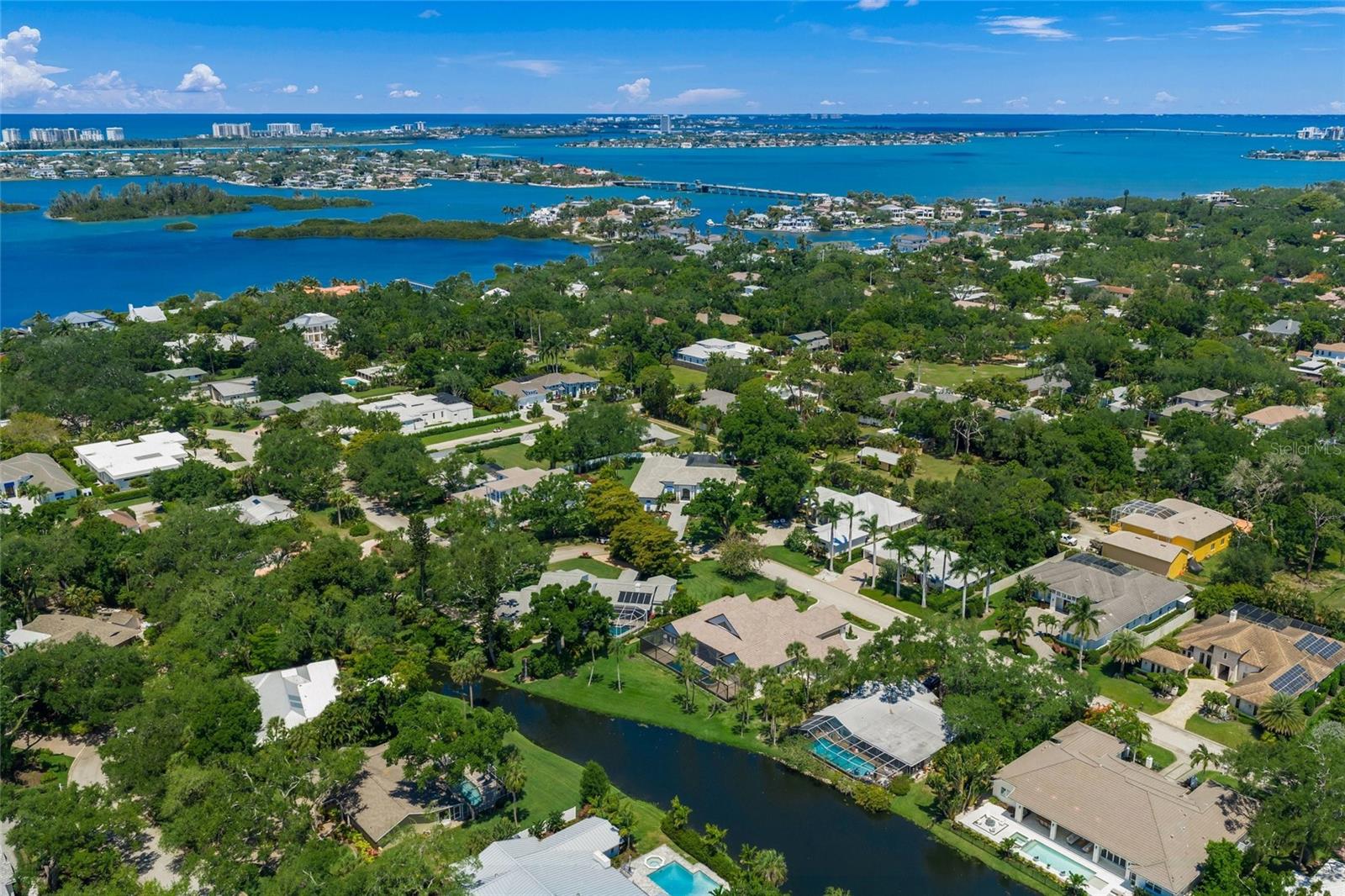 1575 EASTBROOK DR, SARASOTA, FL, 34231